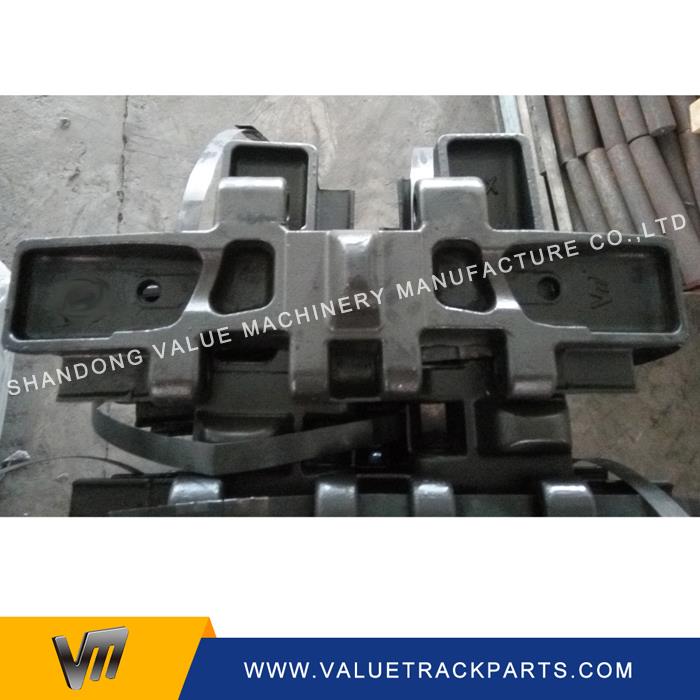 Nippon Sharyo DHP80 Track Shoe 2.jpg Nippon Sharyo DHP80 Track Shoe 2.jpg