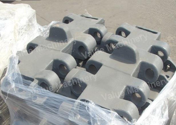 FUWA QUY80 Track Shoe.jpg