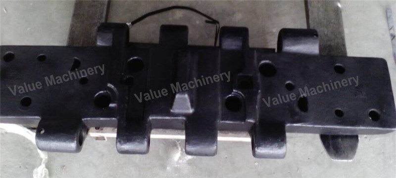 Hitachi PD100 track shoe.jpg