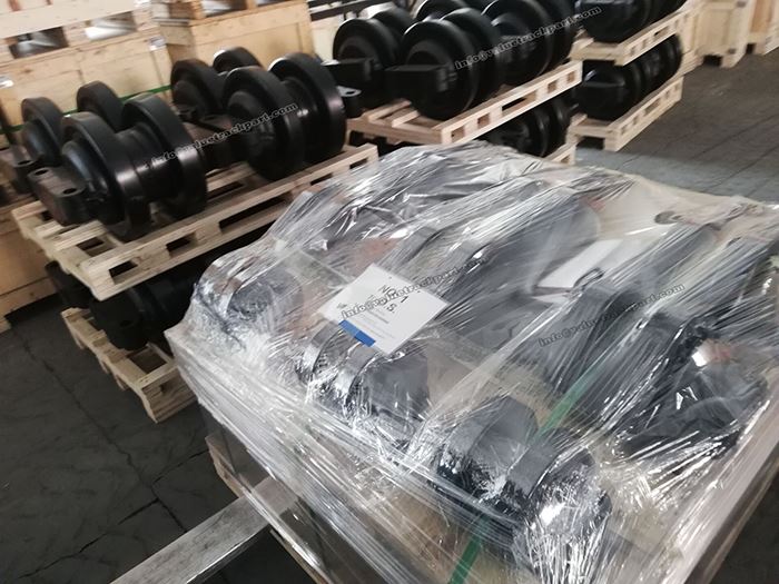 kobelco 7065 lower rollers Package