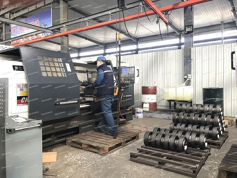 Machining of Track Roller for IHI CCH1500-3